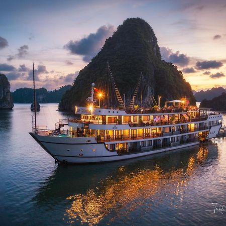 Alisa Premier Cruise Hotel Ha Long Exterior photo