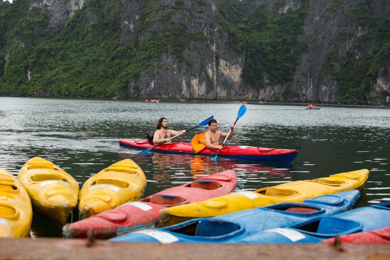 Alisa Premier Cruise Hotel Ha Long Exterior photo