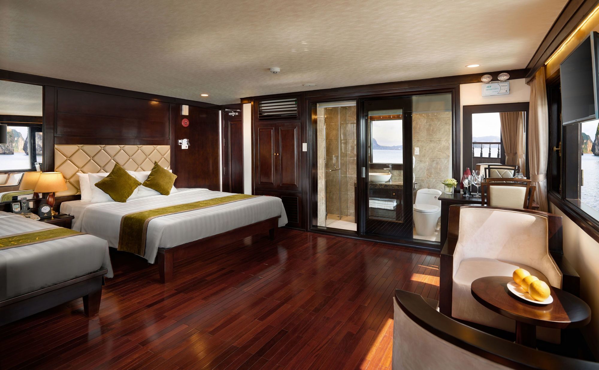 Alisa Premier Cruise Hotel Ha Long Exterior photo