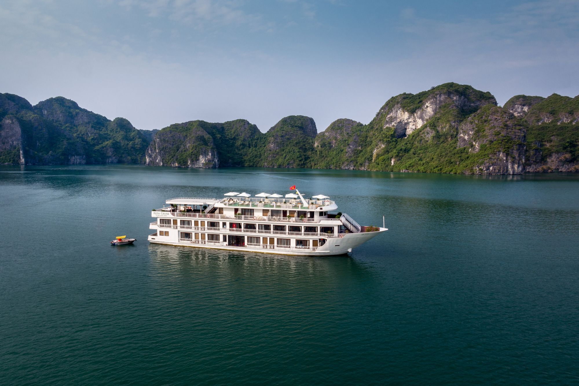 Alisa Premier Cruise Hotel Ha Long Exterior photo
