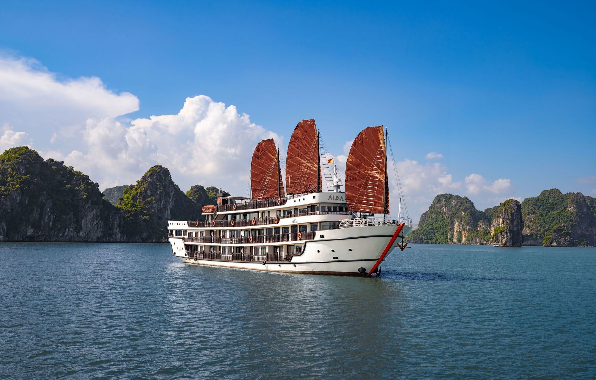 Alisa Premier Cruise Hotel Ha Long Exterior photo